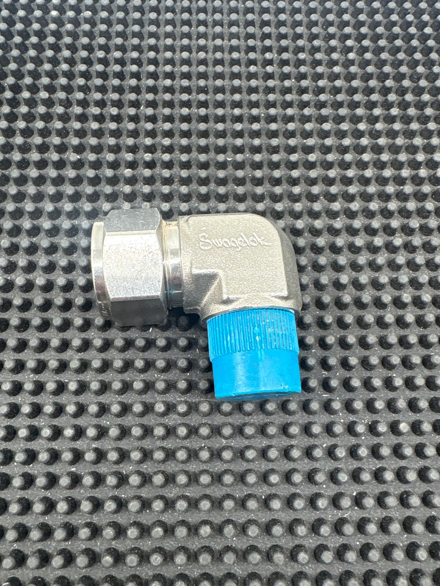 SS-1210-2-8