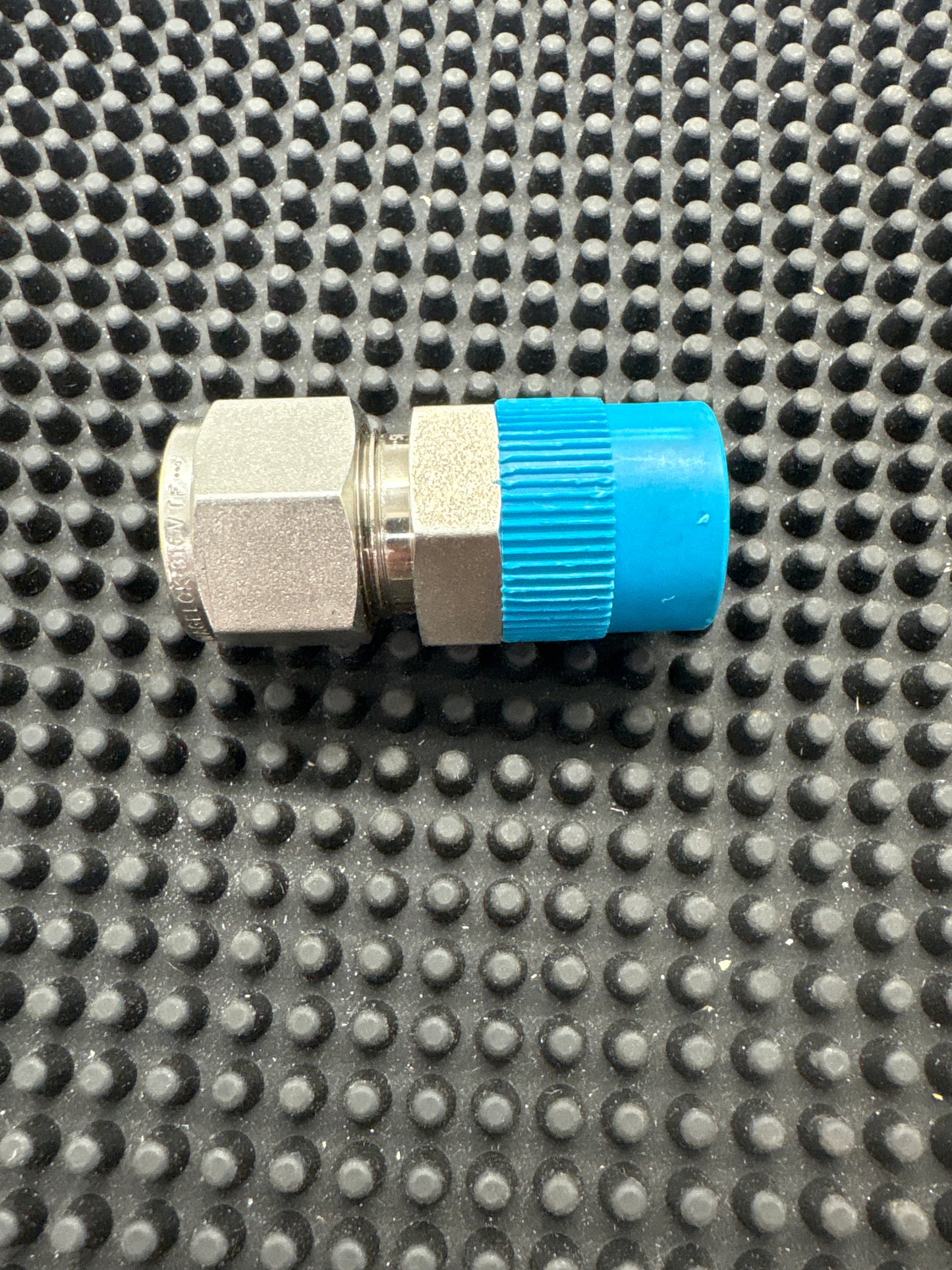 SS-810-1-8BT