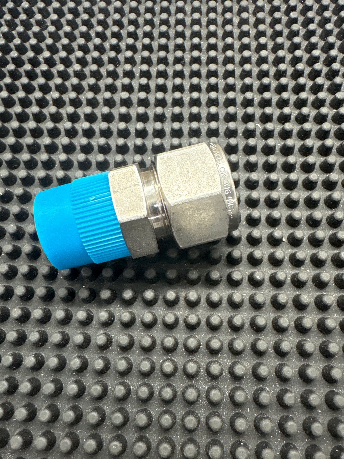 SS-1010-1-8