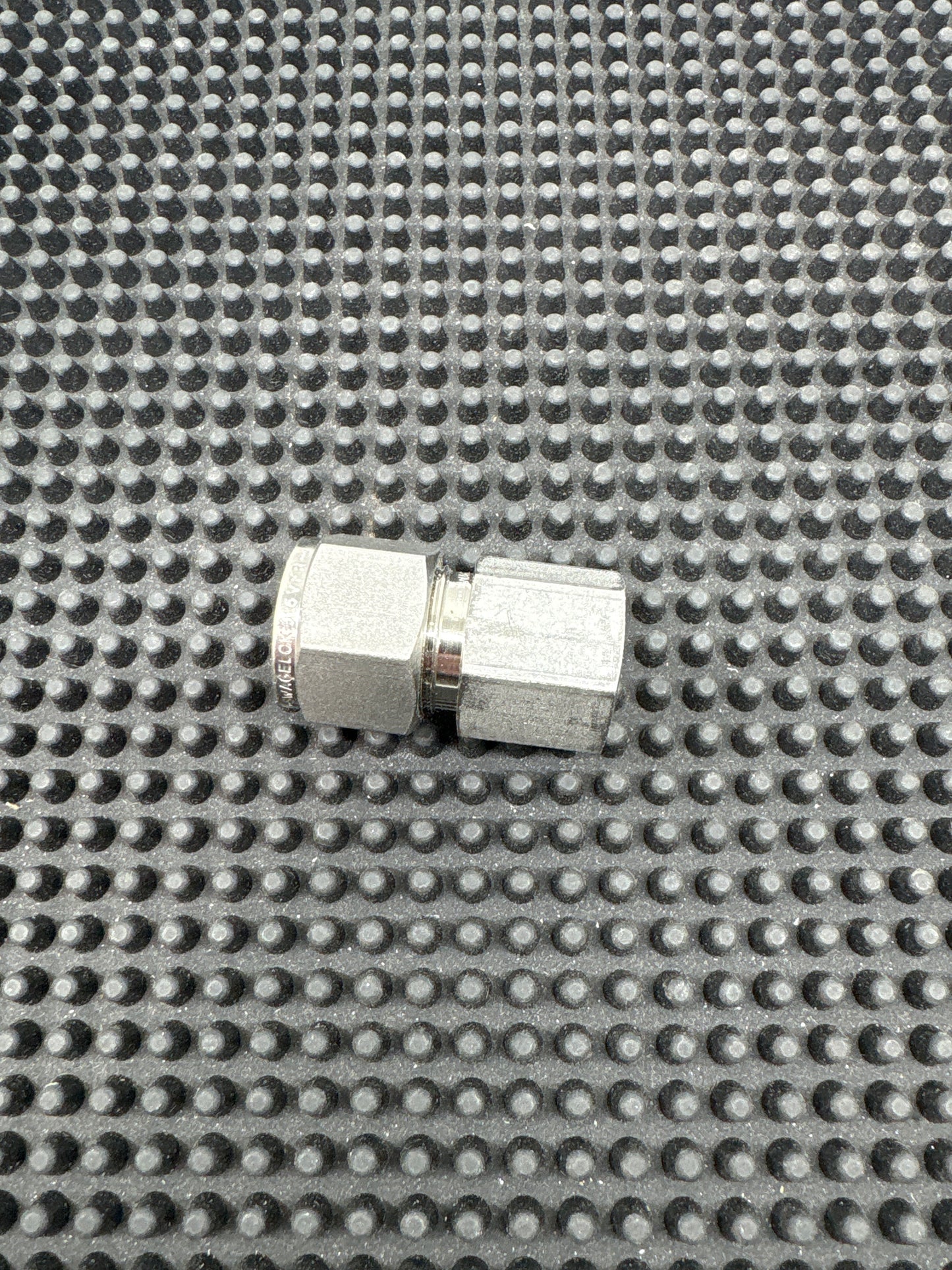 SS-810-7-4