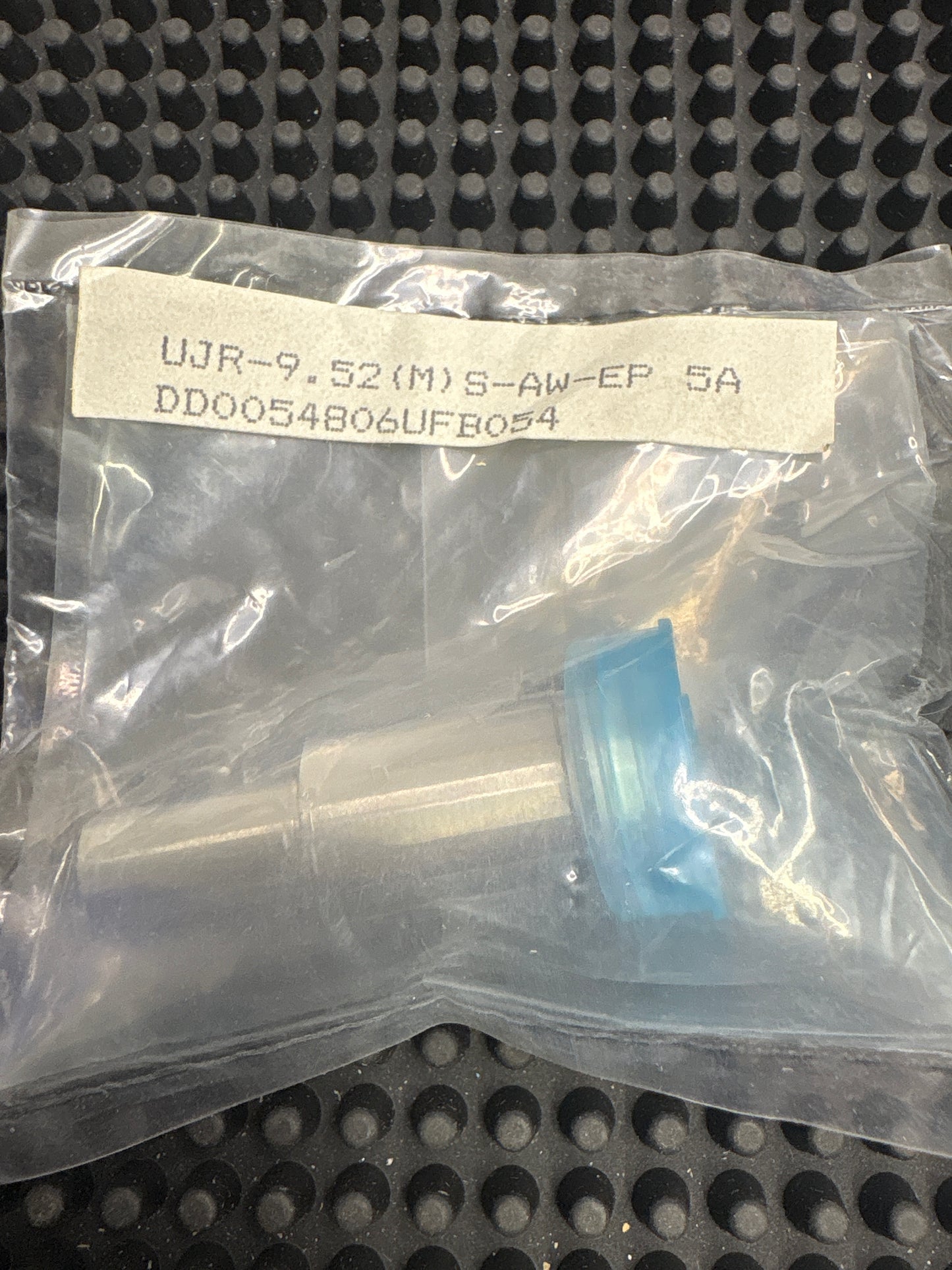 UJR-9.52(M)S-AW-EP