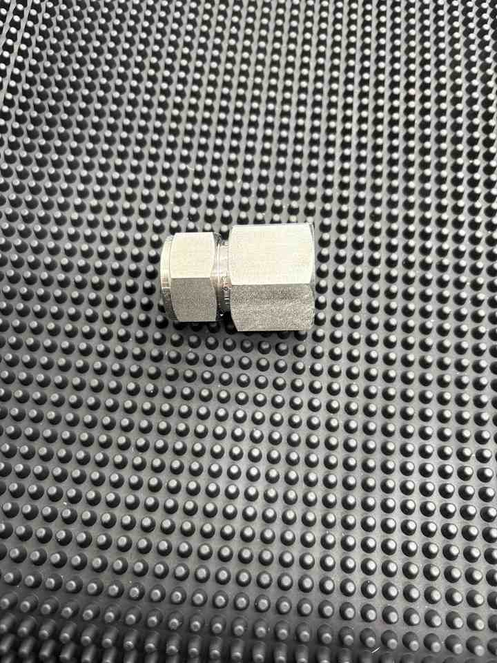 766 L-SS-3/4x3/4