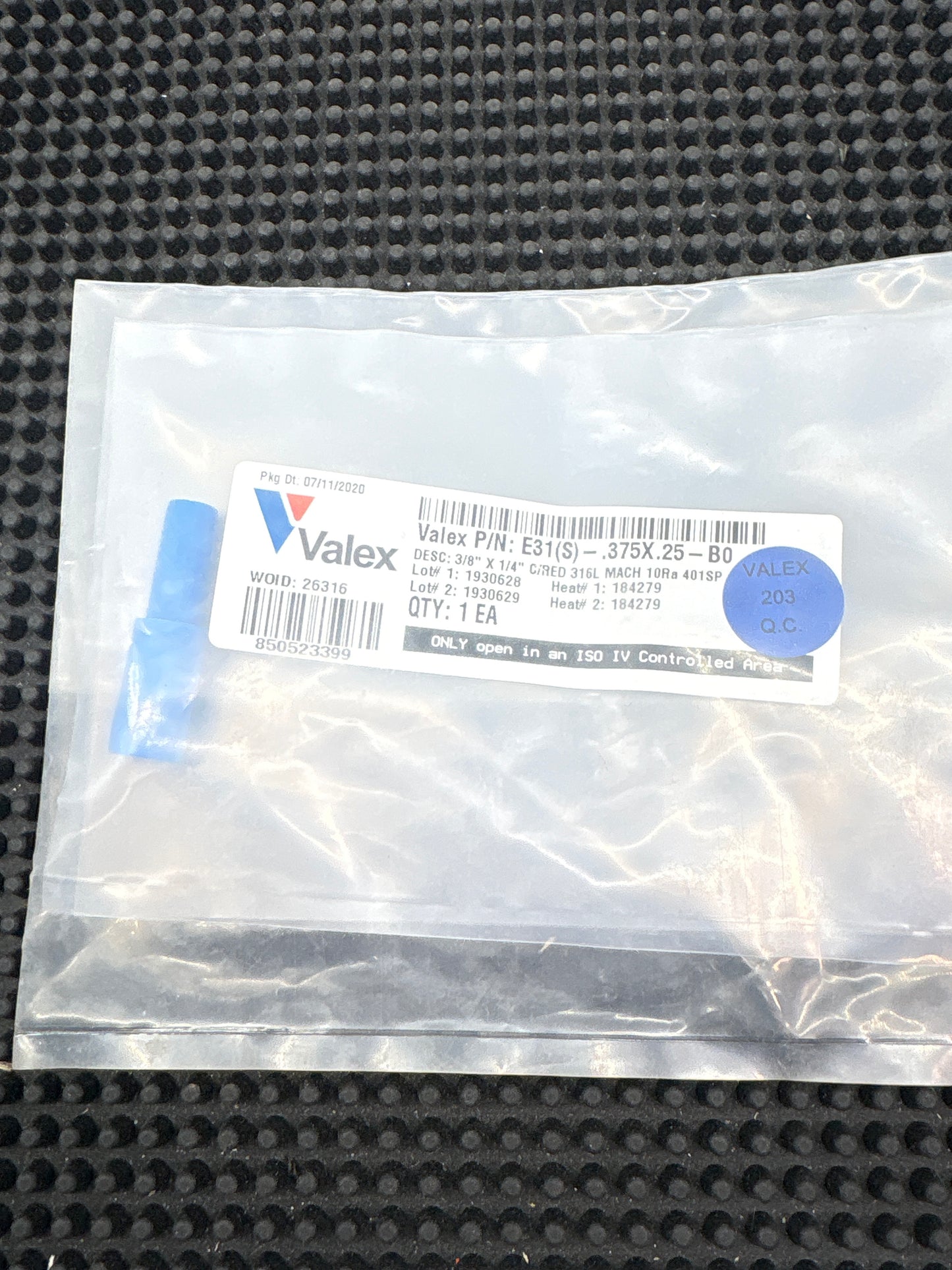 E31(S)-.375X.25-B0