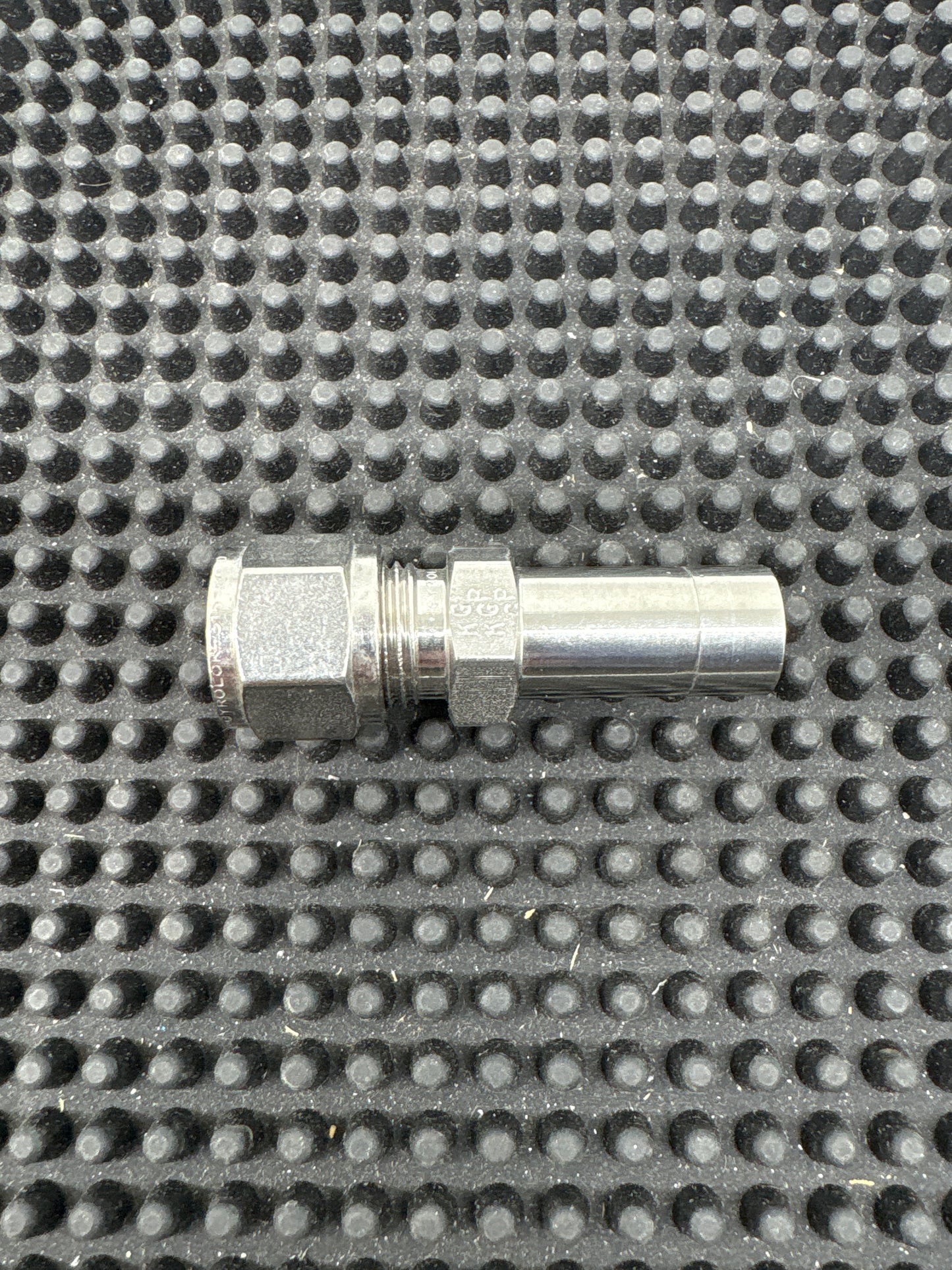 6R8 316