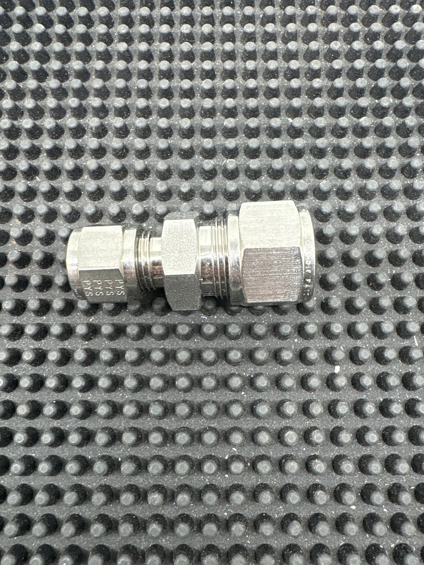 8RU6 316 (Gyrolok)