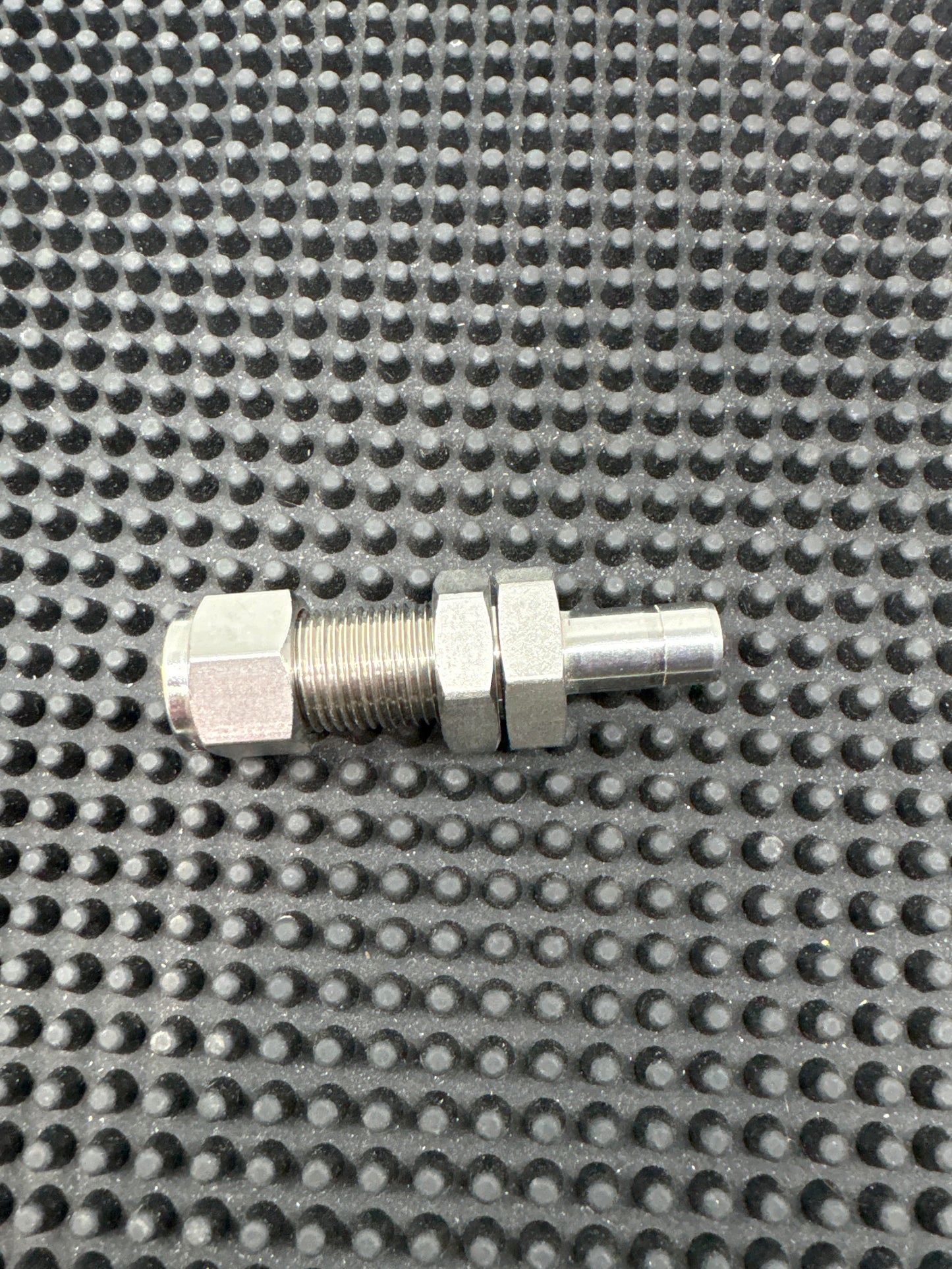 SS-600-R1-6