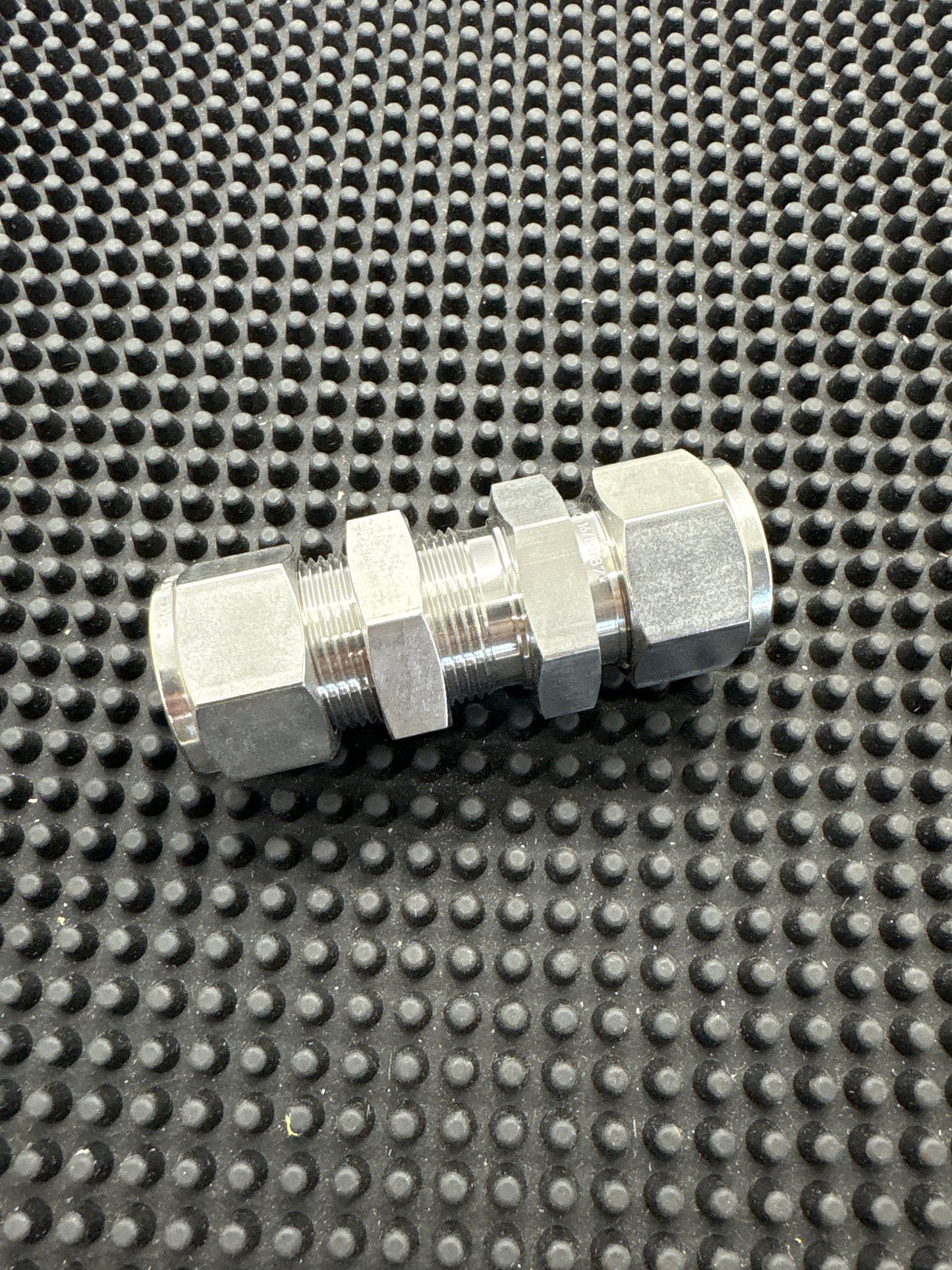 SS-1010-61BT *Hy-Lok*