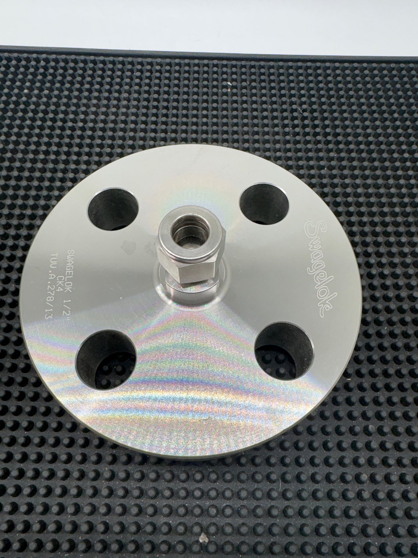 SS-810-F12-2500