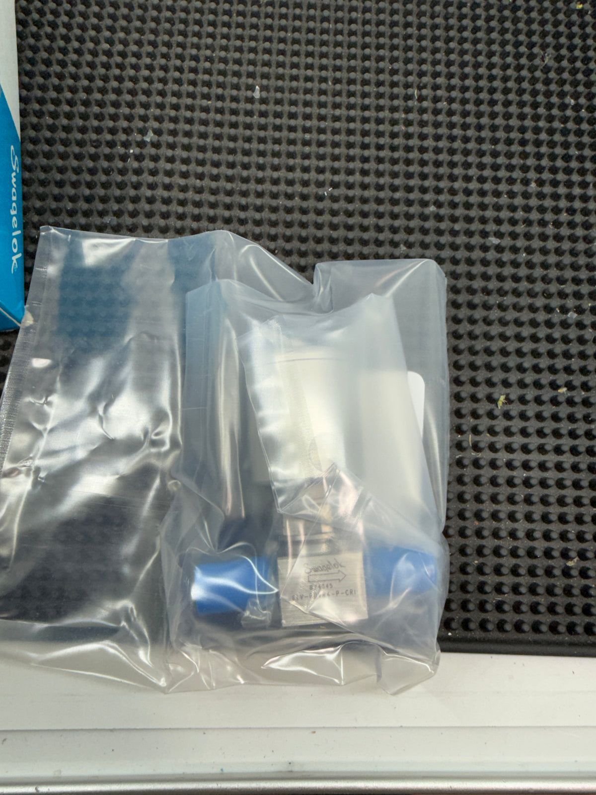 6LV-RDVR4-P-CRI