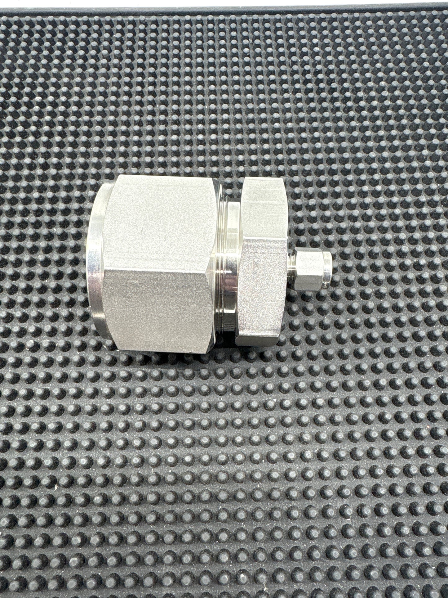 SS-2400-6-4
