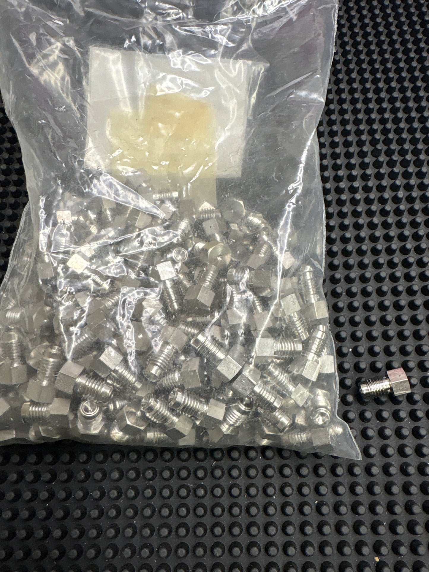 SS-2-VCR-P *Unbagged*