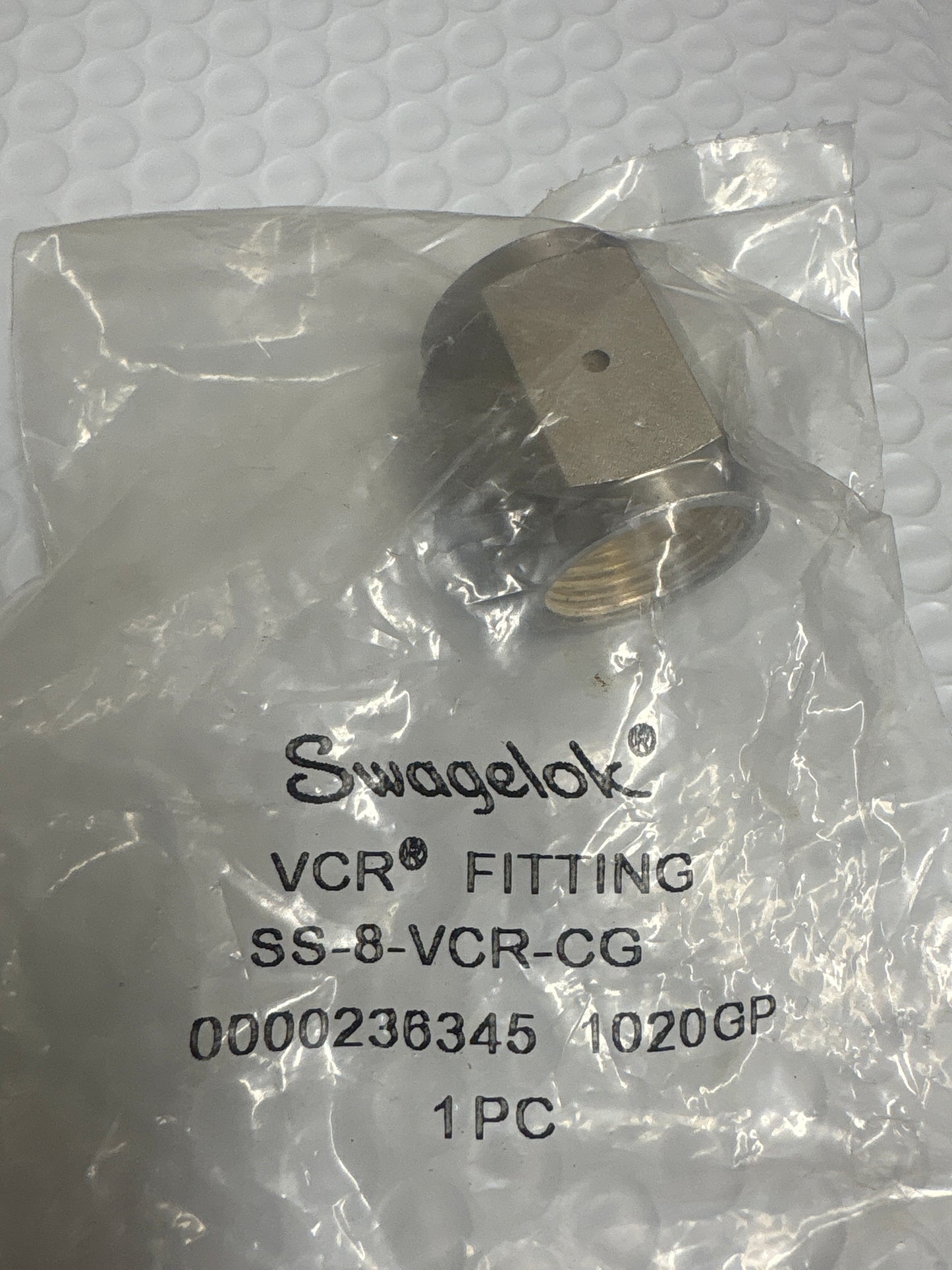 SS-8-VCR-CG