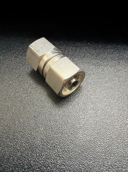 SS-401-PC - **Used with pre-swaged nuts**