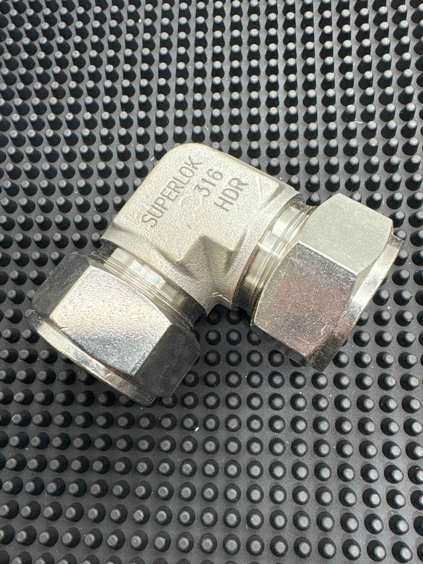 SUE-16-S316