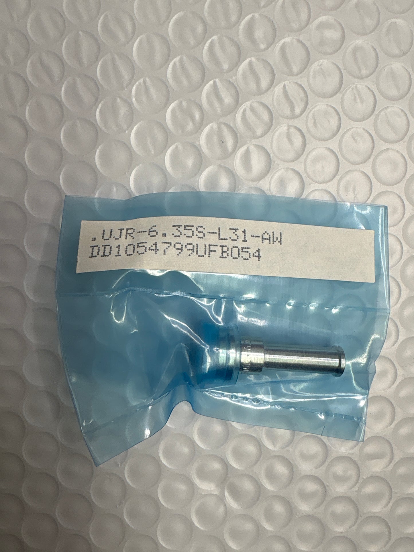 UJR-6.35S-L31-AW