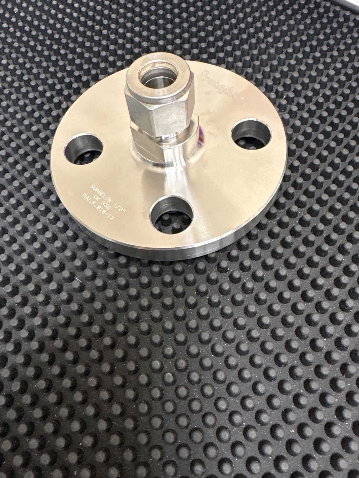 SS-810-F12-150-PMI