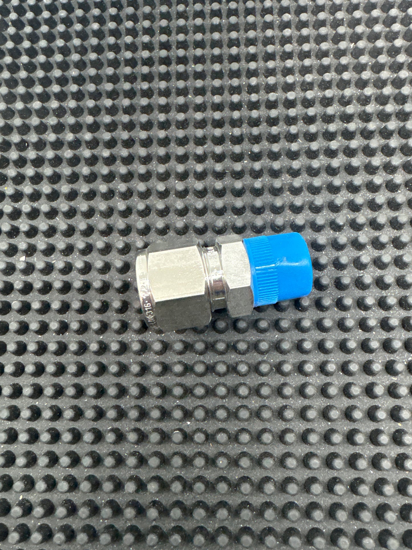 768L-SS-1/2x3/8