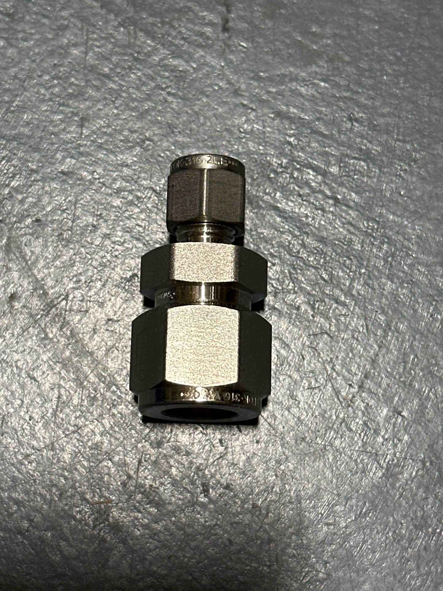 SS-810-6-4
