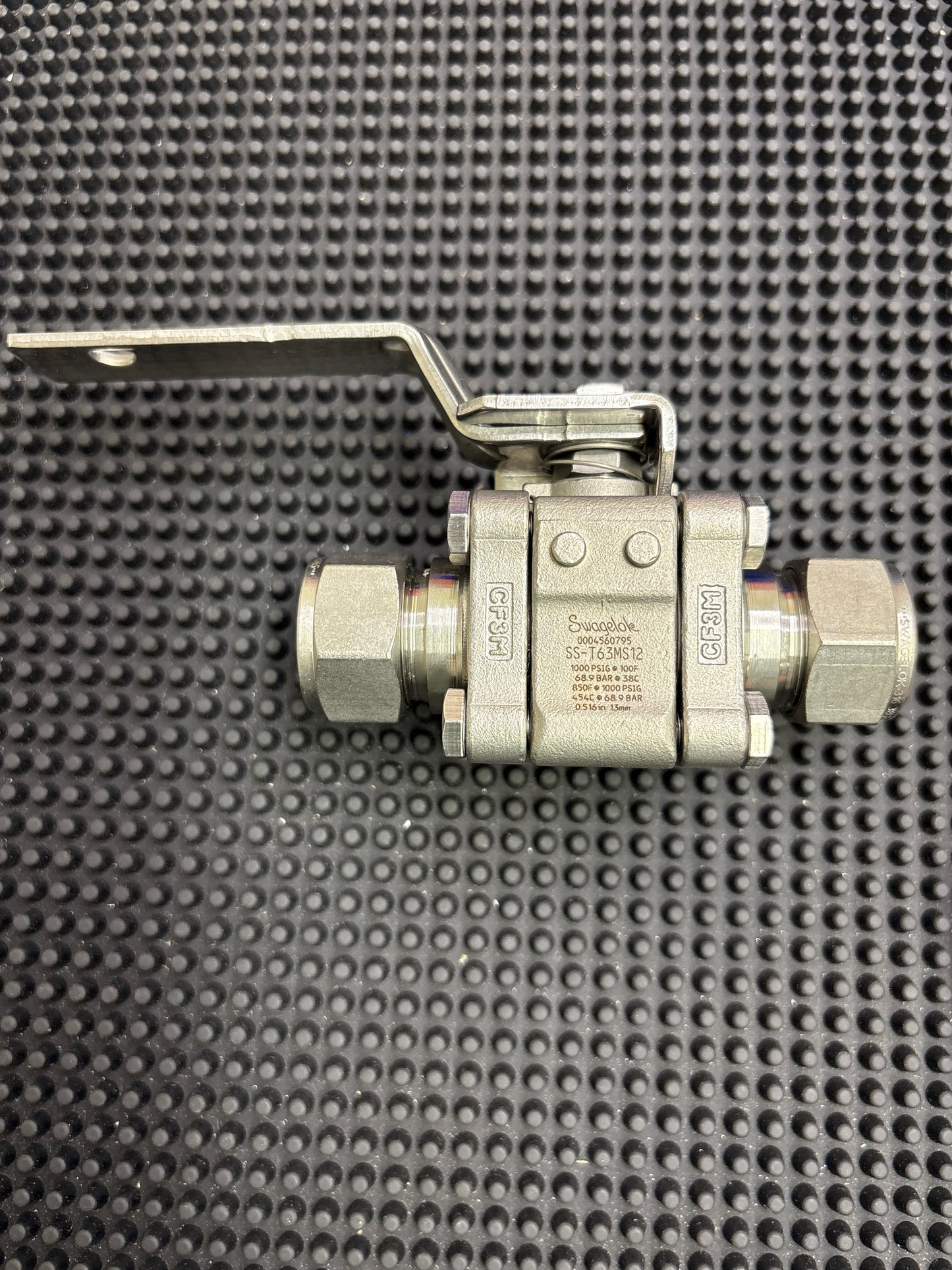 SS-T63MS12