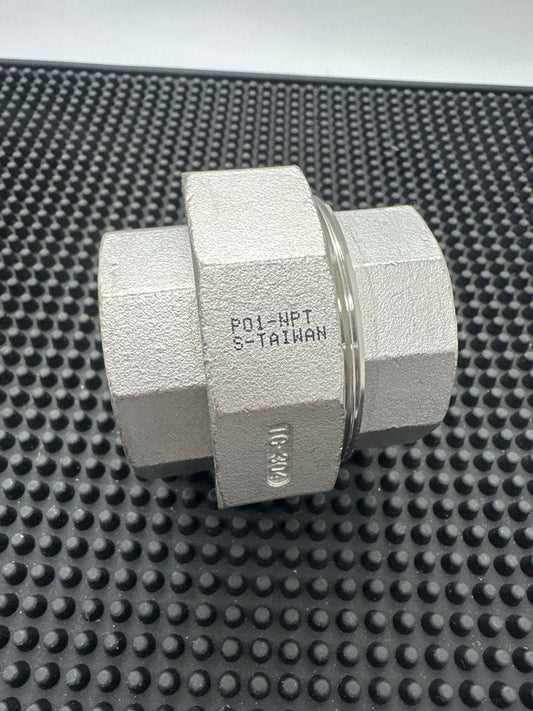 1-1/4" 150# Threaded Union - 304 SS