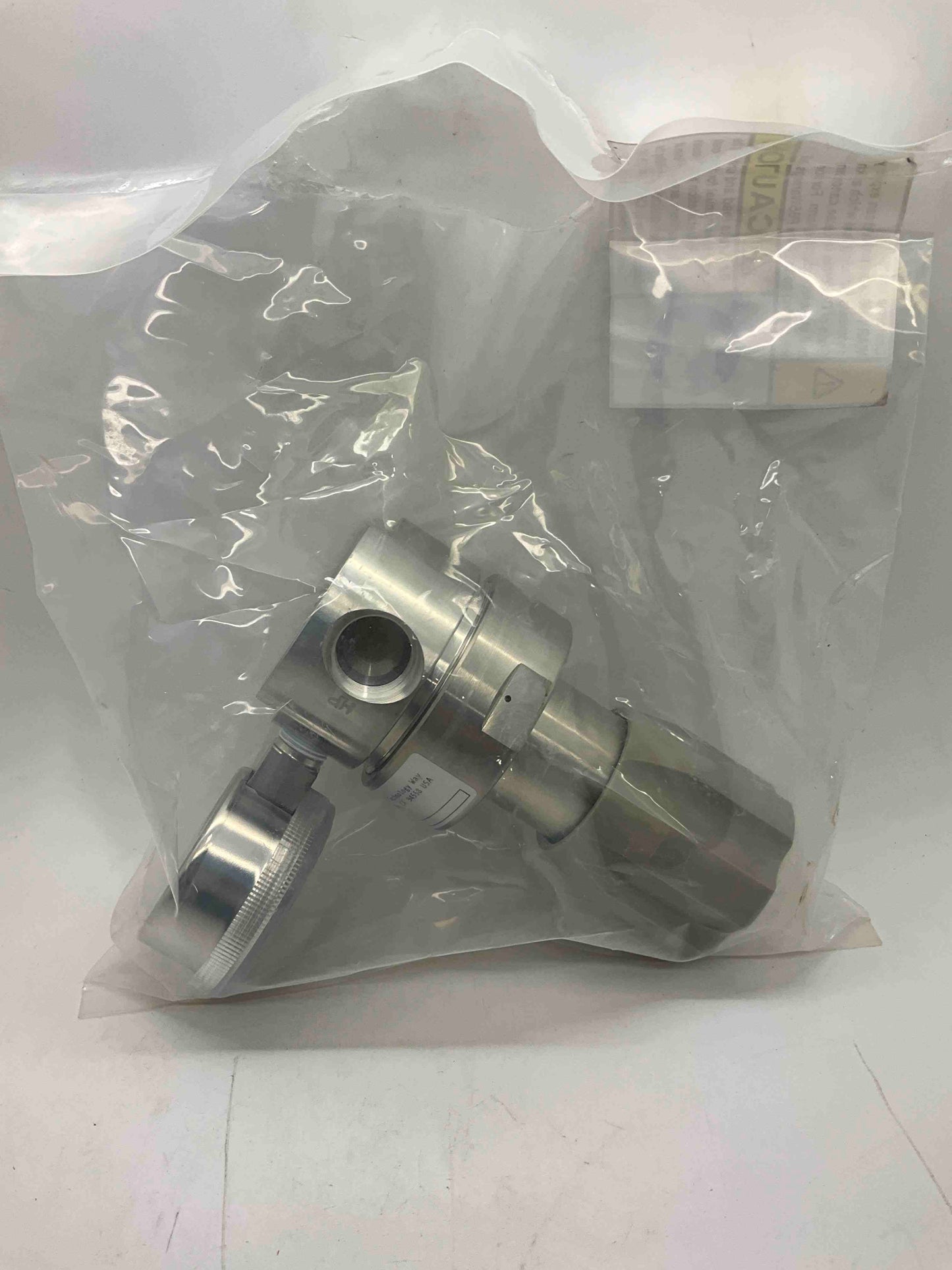 AK1215S 3P 8 8 2