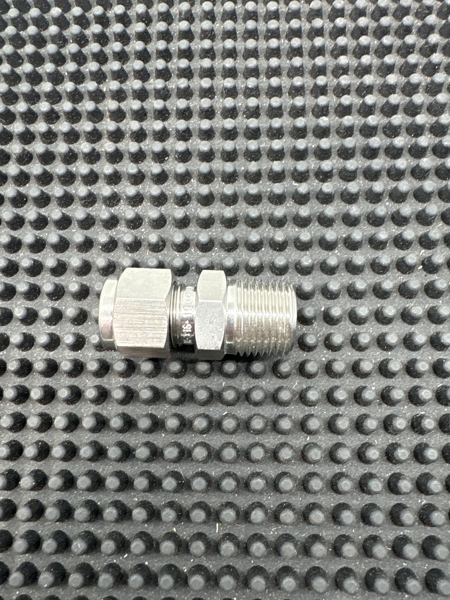 768L-SS-3/8x3/8