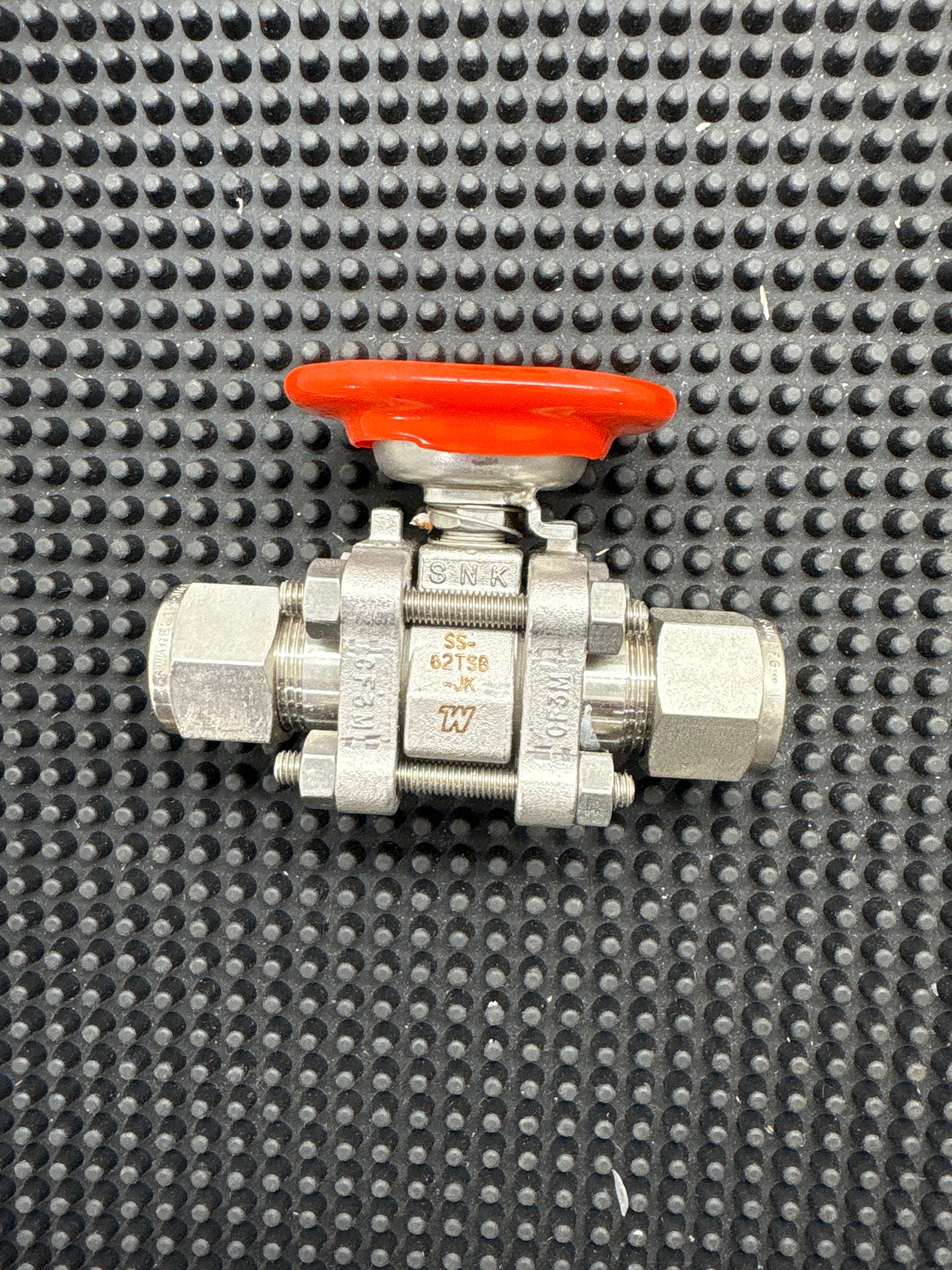 SS-62TS8-JK