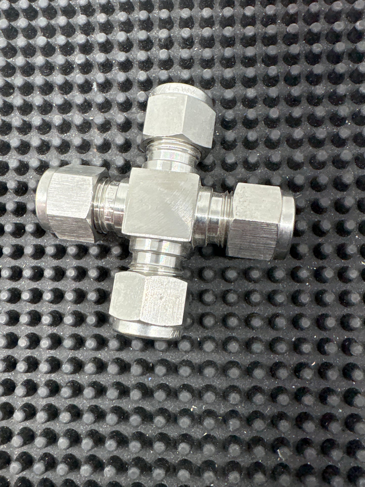 7102L-SS-3/8