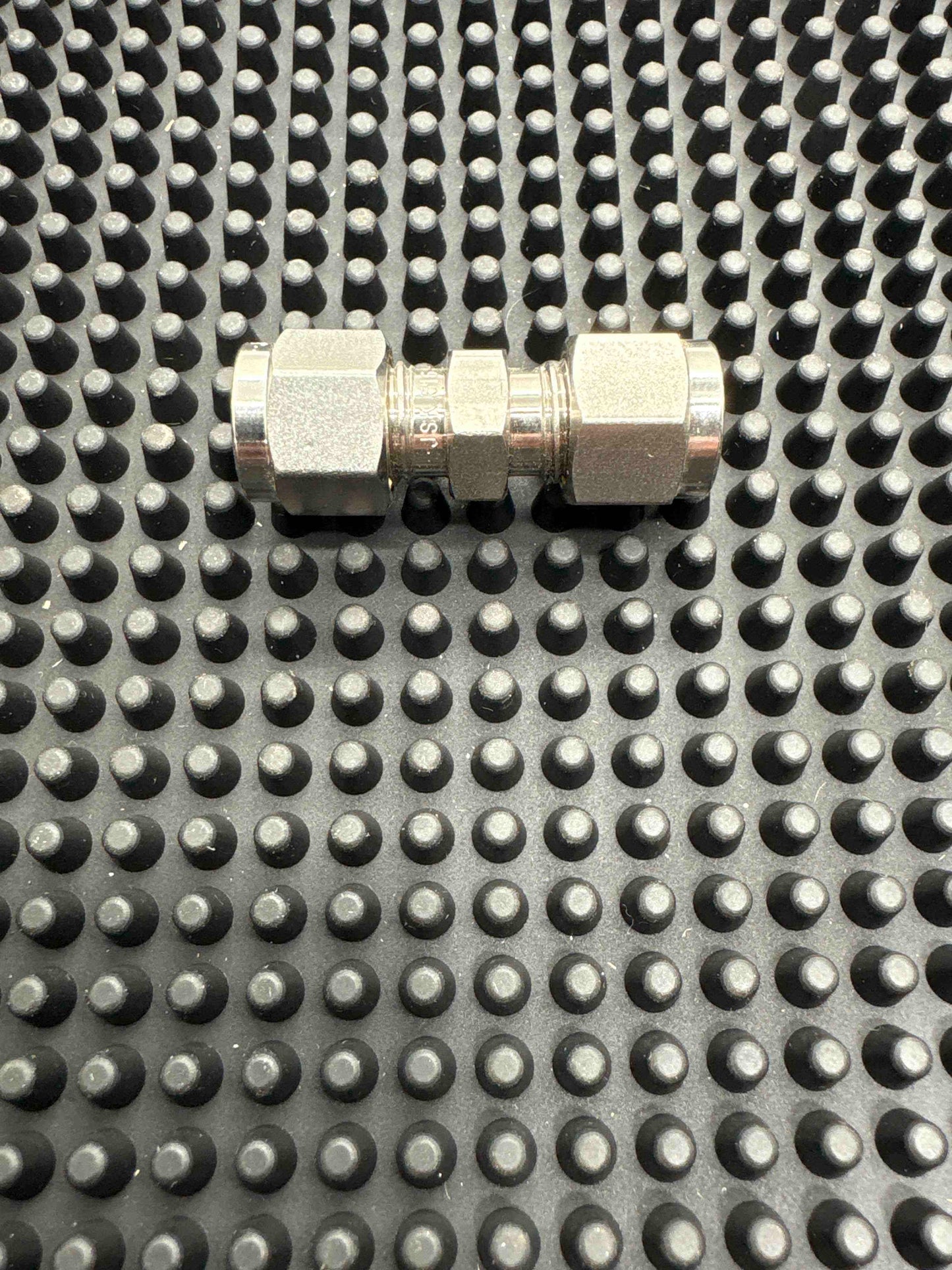 UN-4-SS
