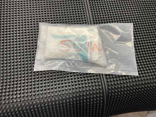 SU1N