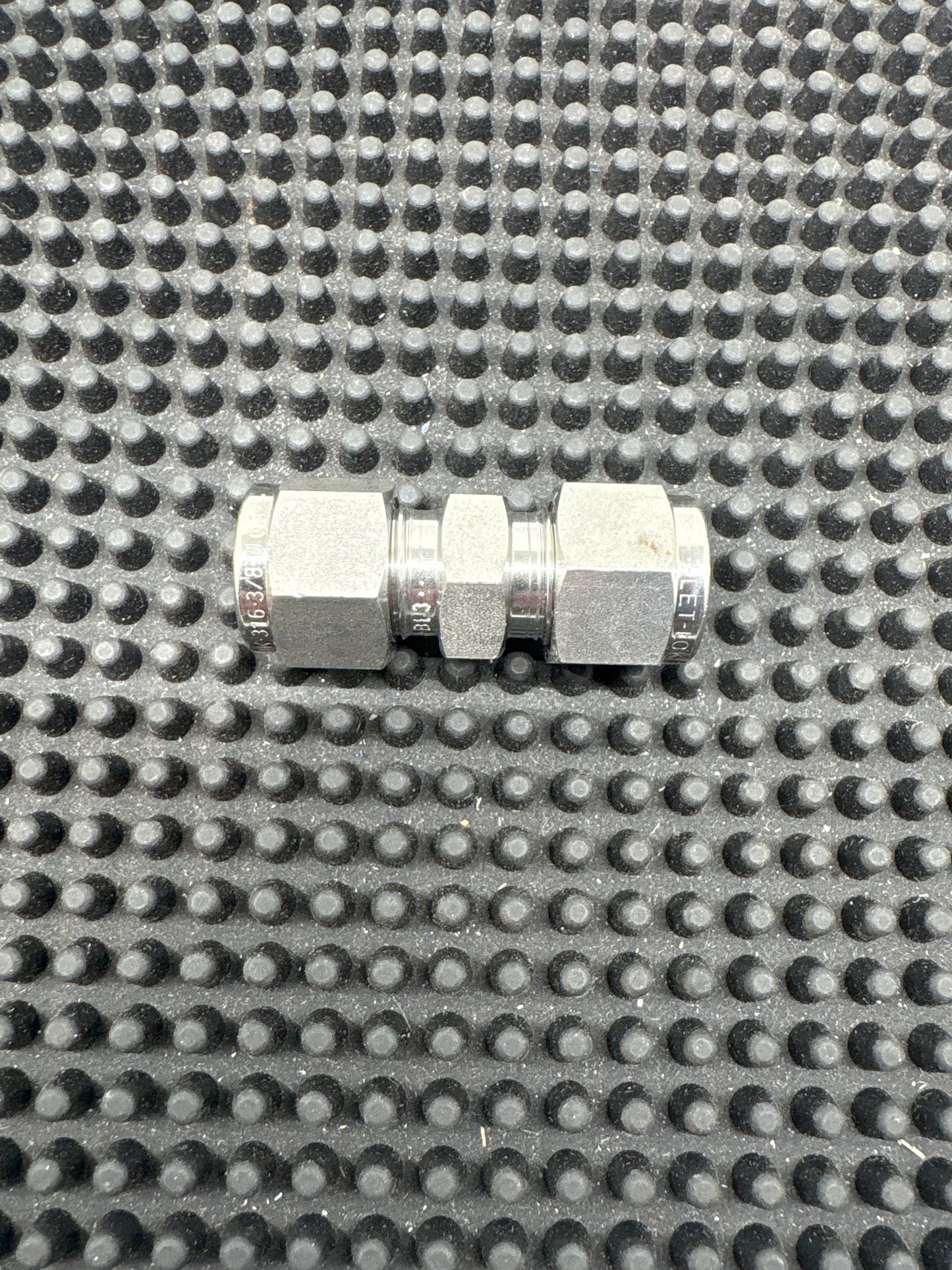 762L-SS-3/8TC