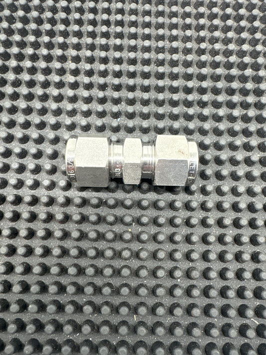 762L-SS-3/8TC