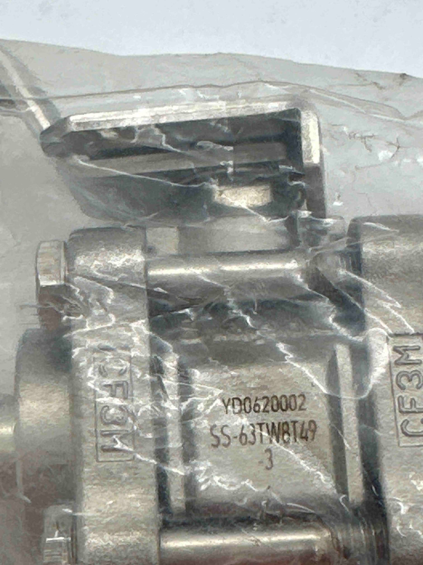 SS-63TW8T49-3
