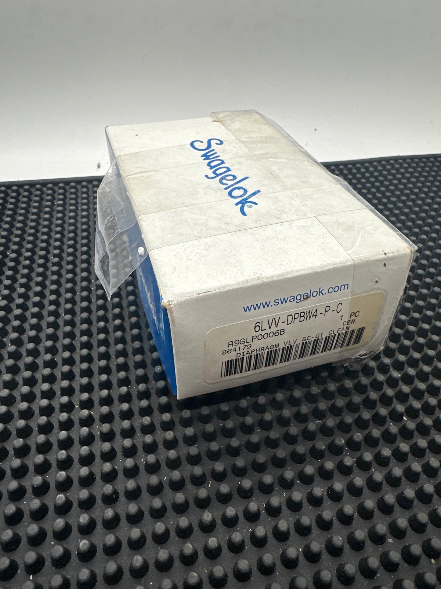 6LVV-DPBW4-P-C