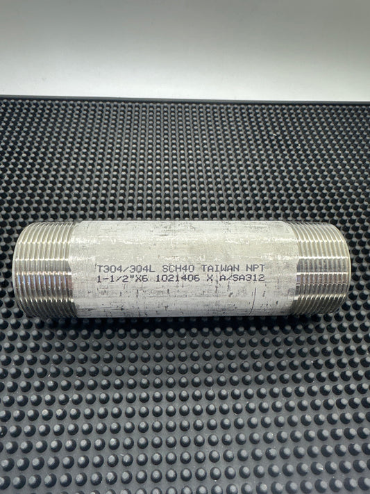 1-1/2" x 6" Schedule 40S Barrel Nipple TBE - 304 SS