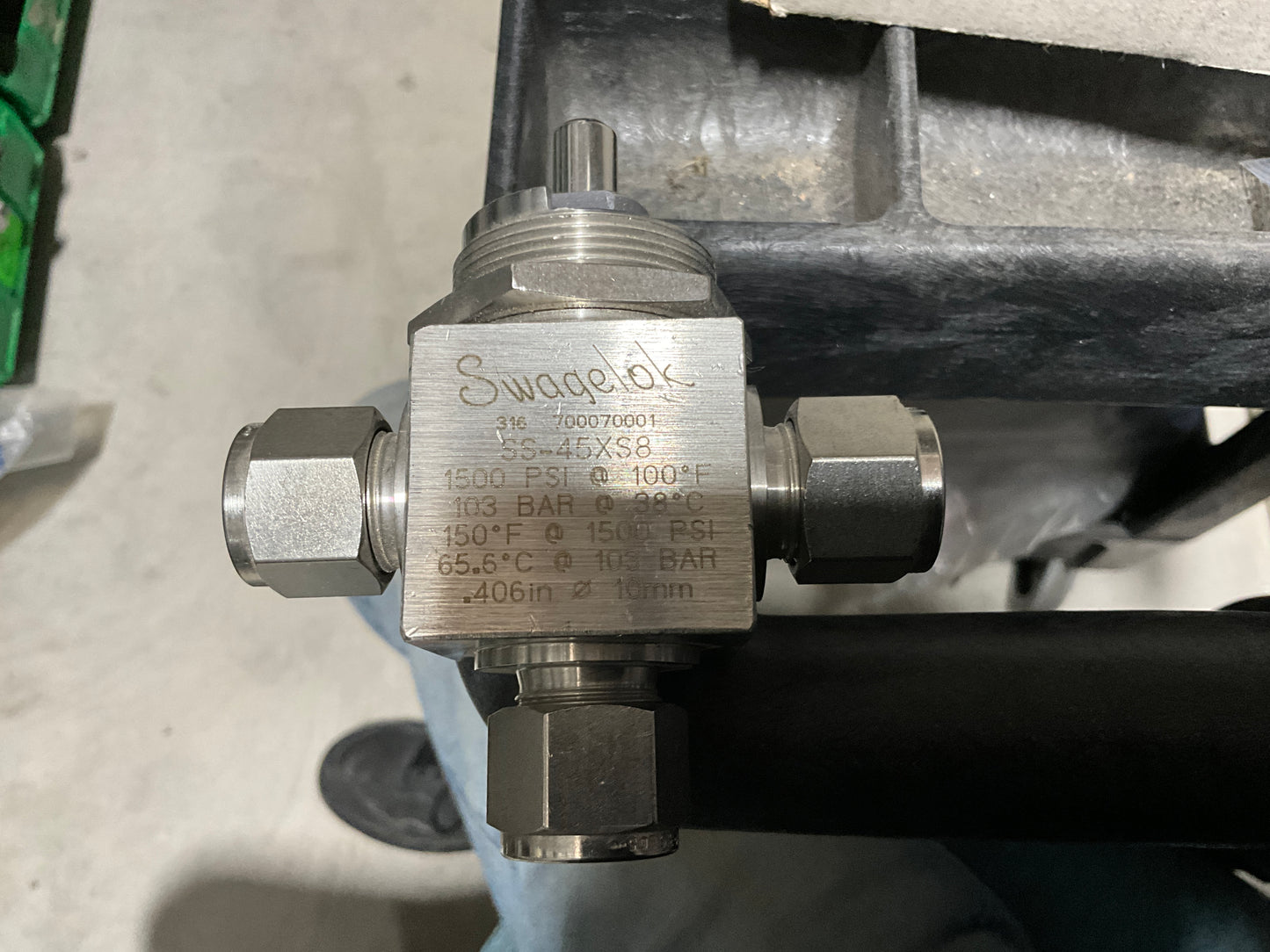 SS-45XS8 (Missing Handle)